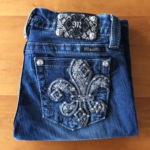 {Miss Me JP5928S2} Fleur de Lis Mid-Rise Jeans